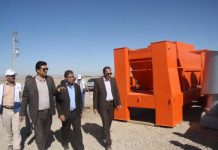بازدید از کارخانه آسفالت قائنات به همراه کهن ترابی فرماندار وقت قائنات مجتبی نوروزی